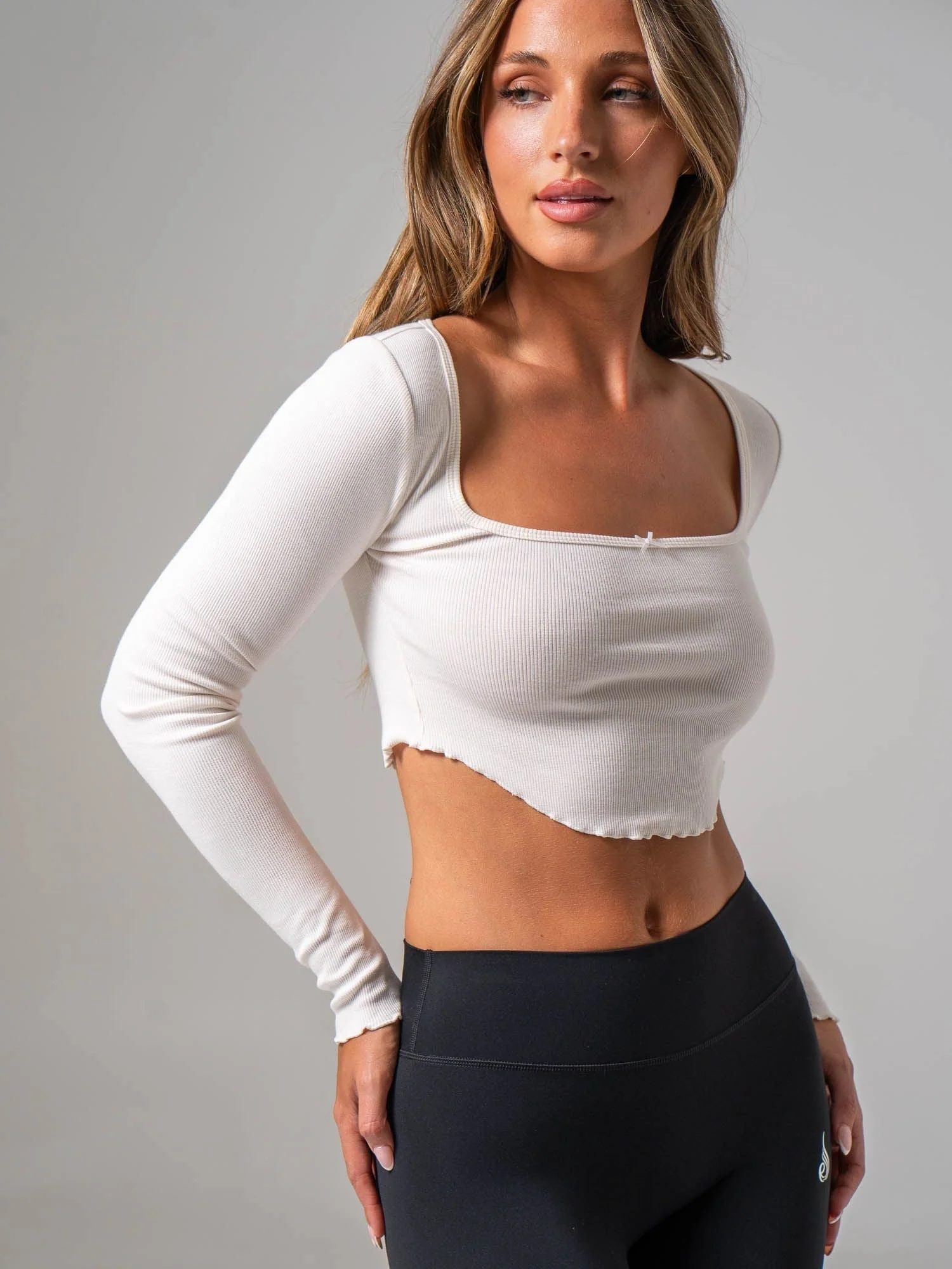 Bow Ribbed Long Sleeve Crop - Off White - Image 3