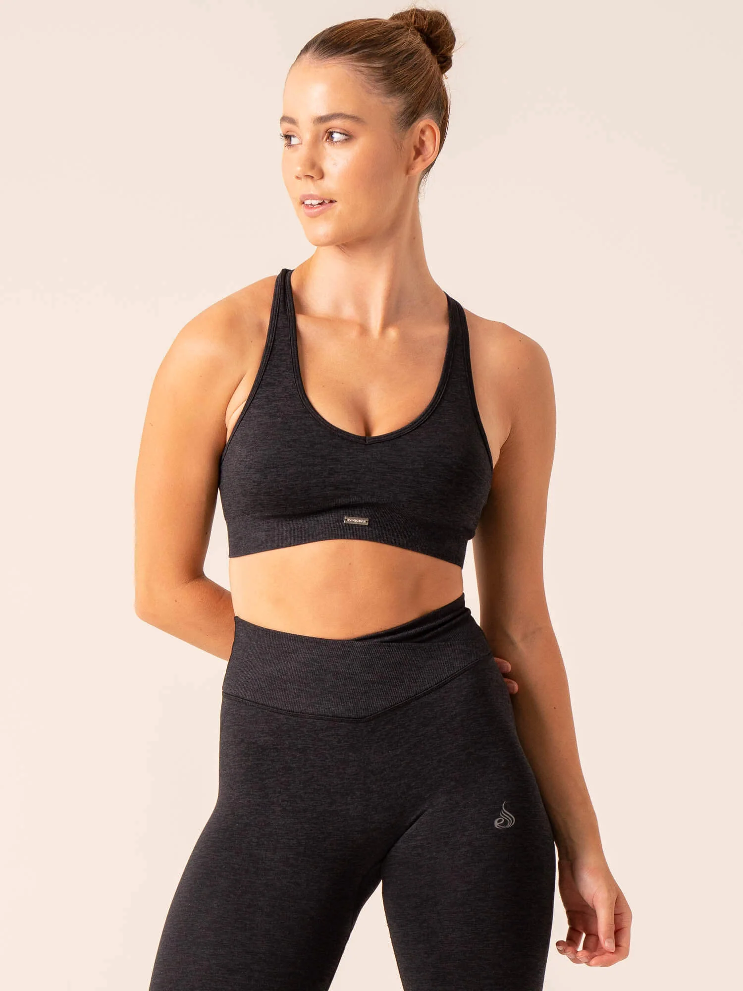 Focus Seamless Sports Bra - Black Marl - Image 3